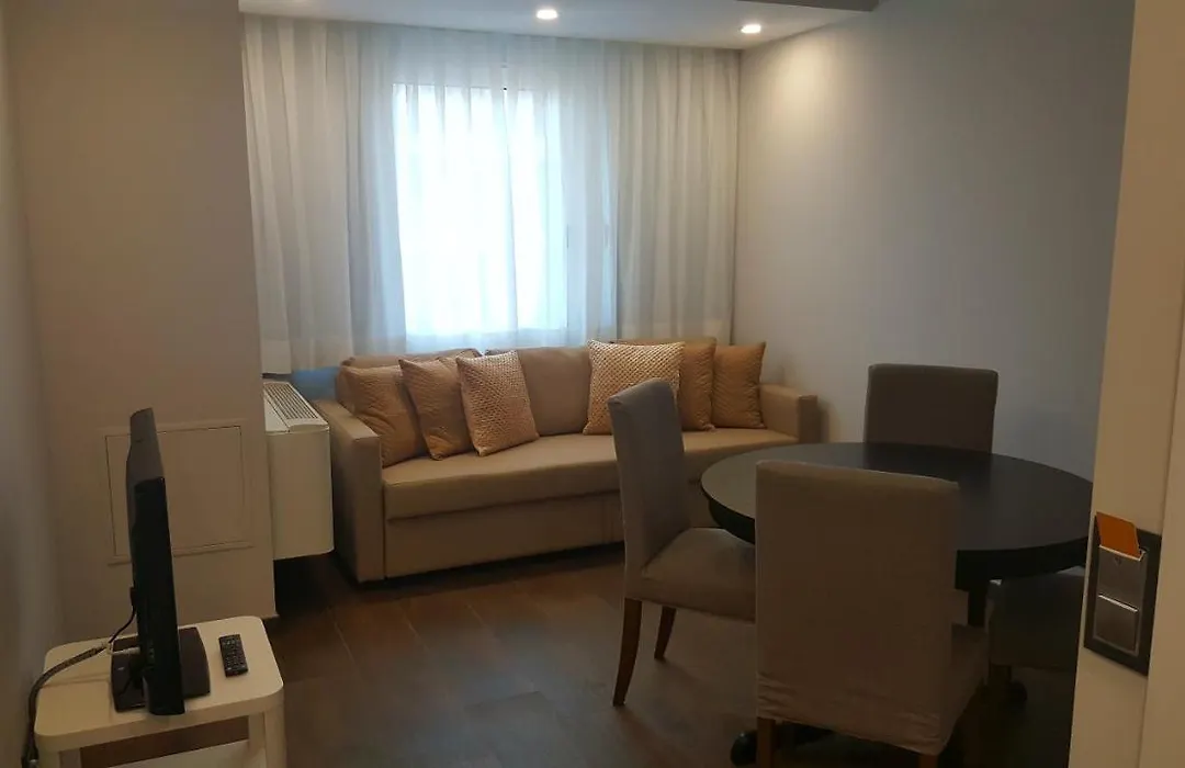Apartamentos Centro Colon-1